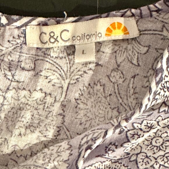 C&C CALIFORNIA Lavender/Gray/White Boho Floral Belted Dress size large - Picture 4 of 5